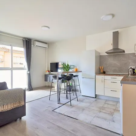Charming And Bright Flat In The Heart Of Lejlighed *