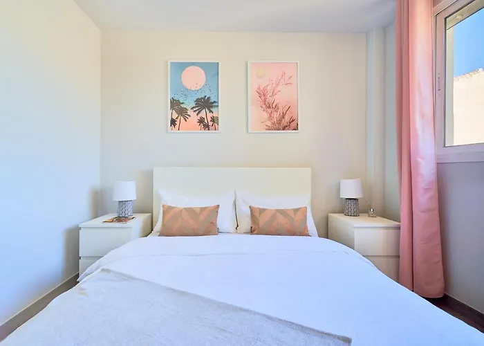 Charming And Bright Flat In The Heart Of *