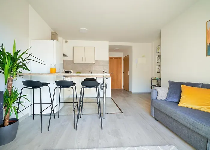 Charming And Bright Flat In The Heart Of Appartamento Málaga