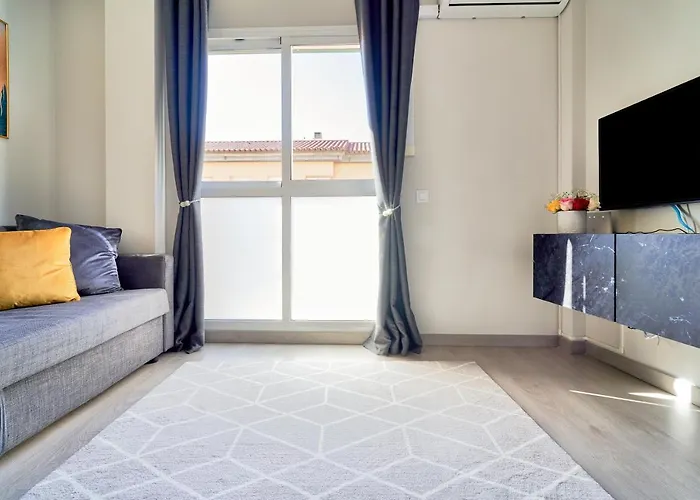 Charming And Bright Flat In The Heart Of *